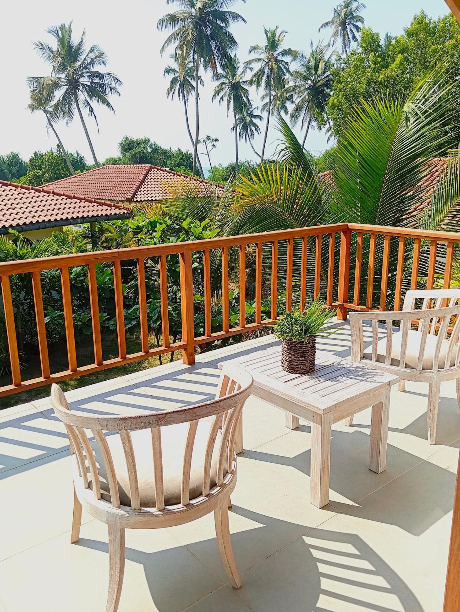 Sleeping Elephant Beach Resort تانجالي الغرفة الصورة